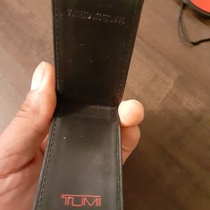 Tumi clip
